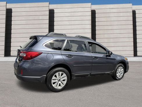 Used 2015 Subaru Outback 2.5i Premium AWD/4WD image 5