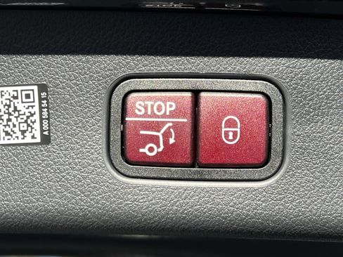 New 2026 Mercedes-Benz GLC 300 4MATIC image 25