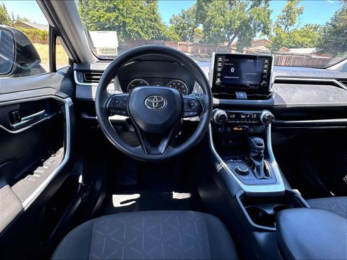 Used 2019 Toyota RAV4 XLE w/ Convenience Package AWD/4WD image 8