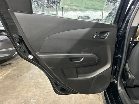 Used 2018 Chevrolet Sonic LT w/ Fun and Sun Package FWD image 21