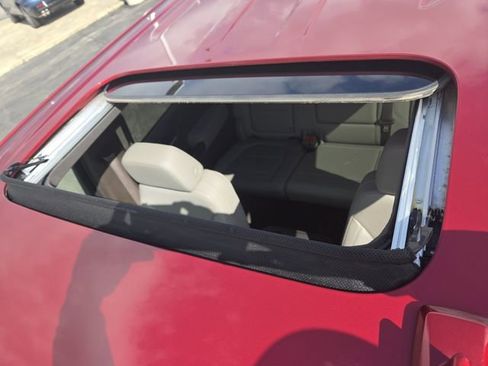 Used 2019 GMC Sierra 1500 SLT w/ SLT Premium Plus Package image 3