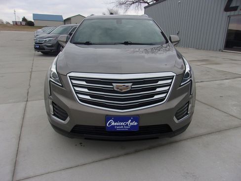 Used 2018 Cadillac XT5 AWD image 5