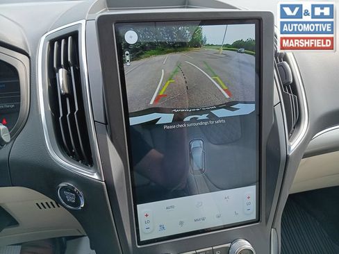 Used 2023 Ford Edge Titanium w/ Equipment Group 301A AWD/4WD image 22