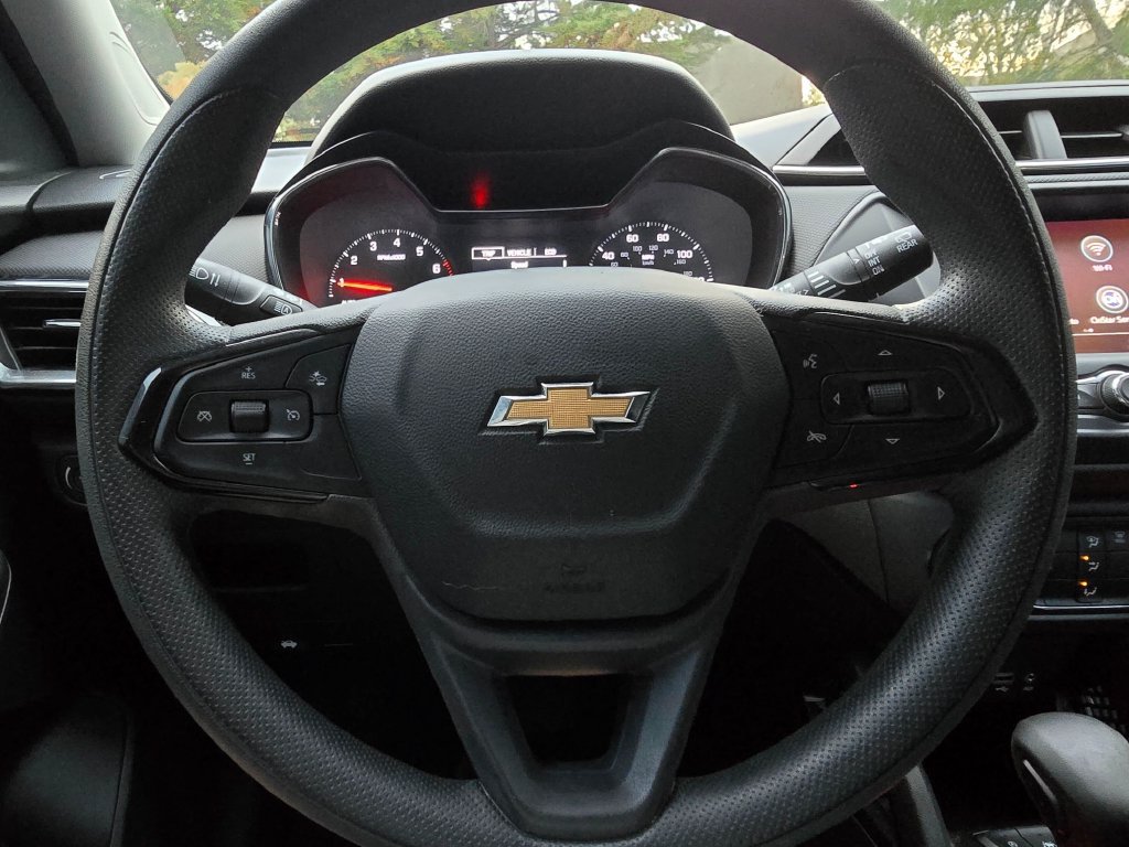 Used 2023 Chevrolet TrailBlazer LT AWD/4WD image 15