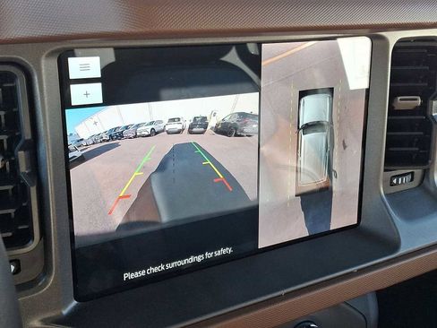 Used 2024 Ford Bronco Outer Banks image 21