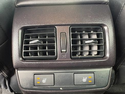 Used 2017 Subaru Outback 2.5i Limited image 17