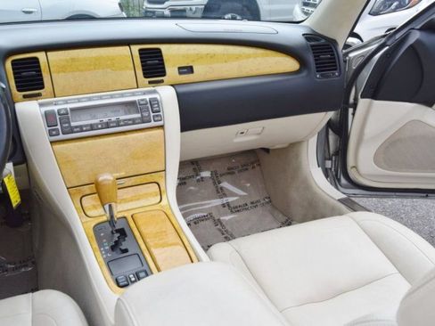 Used 2003 Lexus SC 430 Convertible RWD image 36