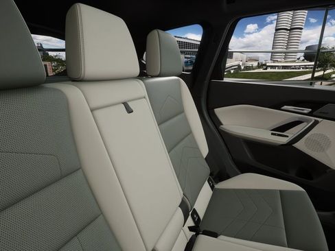 New 2026 BMW X1 xDrive28i w/ Technology Package image 12