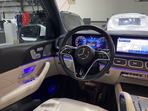 Certified 2024 Mercedes-Benz GLS 450 4MATIC image 3