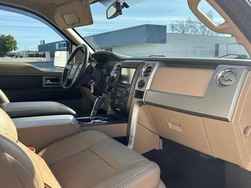 Used 2014 Ford F150 Lariat w/ Lariat Chrome Package AWD/4WD image 22