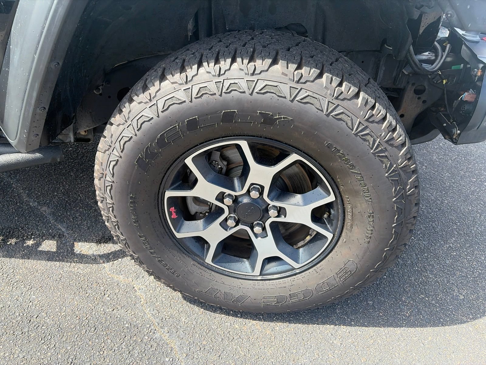 Used 2018 Jeep Wrangler Rubicon AWD/4WD image 50