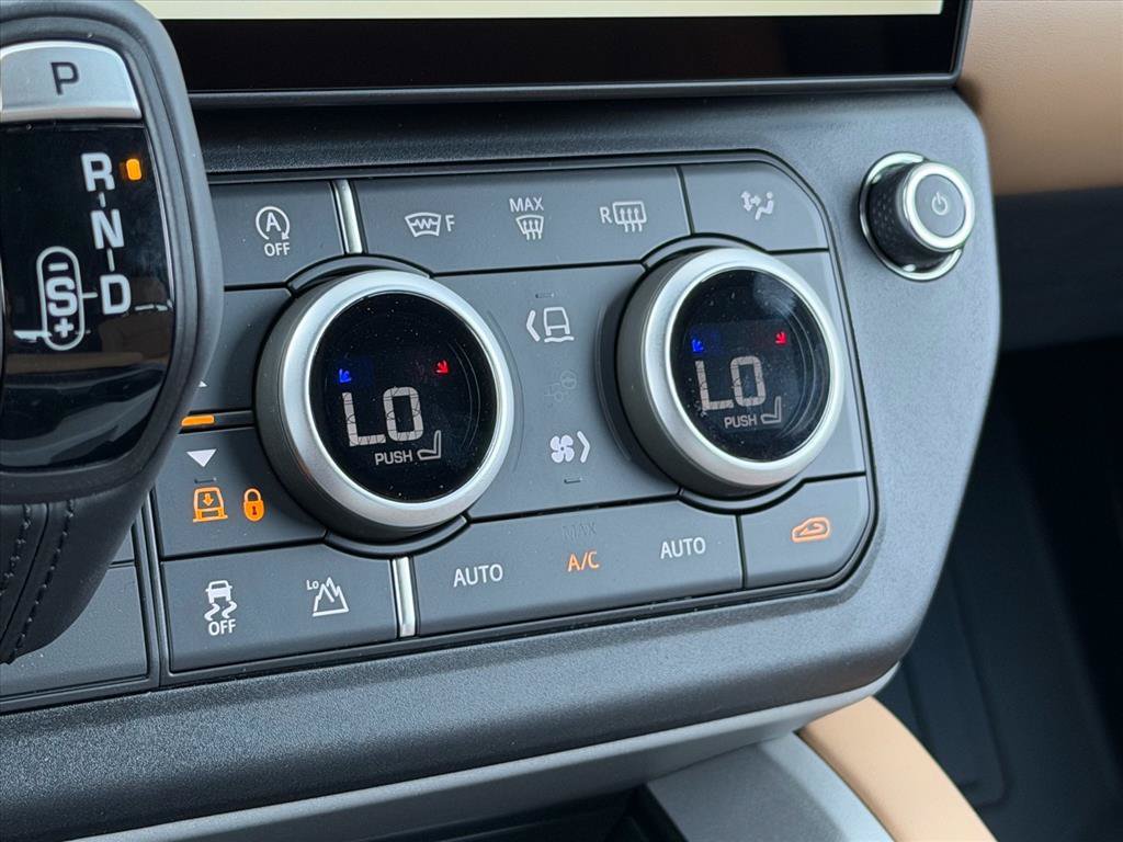 New 2026 Land Rover Defender 130 V8 AWD/4WD image 20