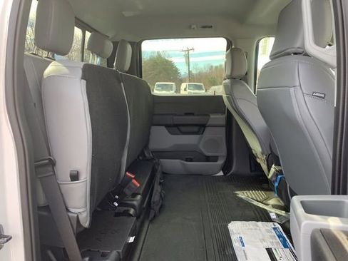 New 2024 Ford F350 XL w/ XL Chrome Package AWD/4WD image 18
