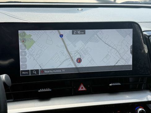Used 2025 Kia Sportage EX FWD image 20