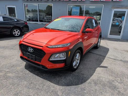 Used 2020 Hyundai Kona SE FWD image 2