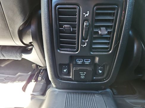 Used 2024 Dodge Durango GT AWD/4WD image 20