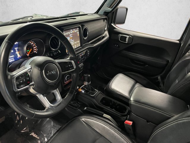 Used 2018 Jeep Wrangler Unlimited Sahara AWD/4WD image 10