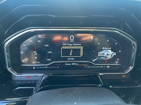 Used 2025 GMC Sierra 1500 SLT w/ SLT Premium Plus Package image 12