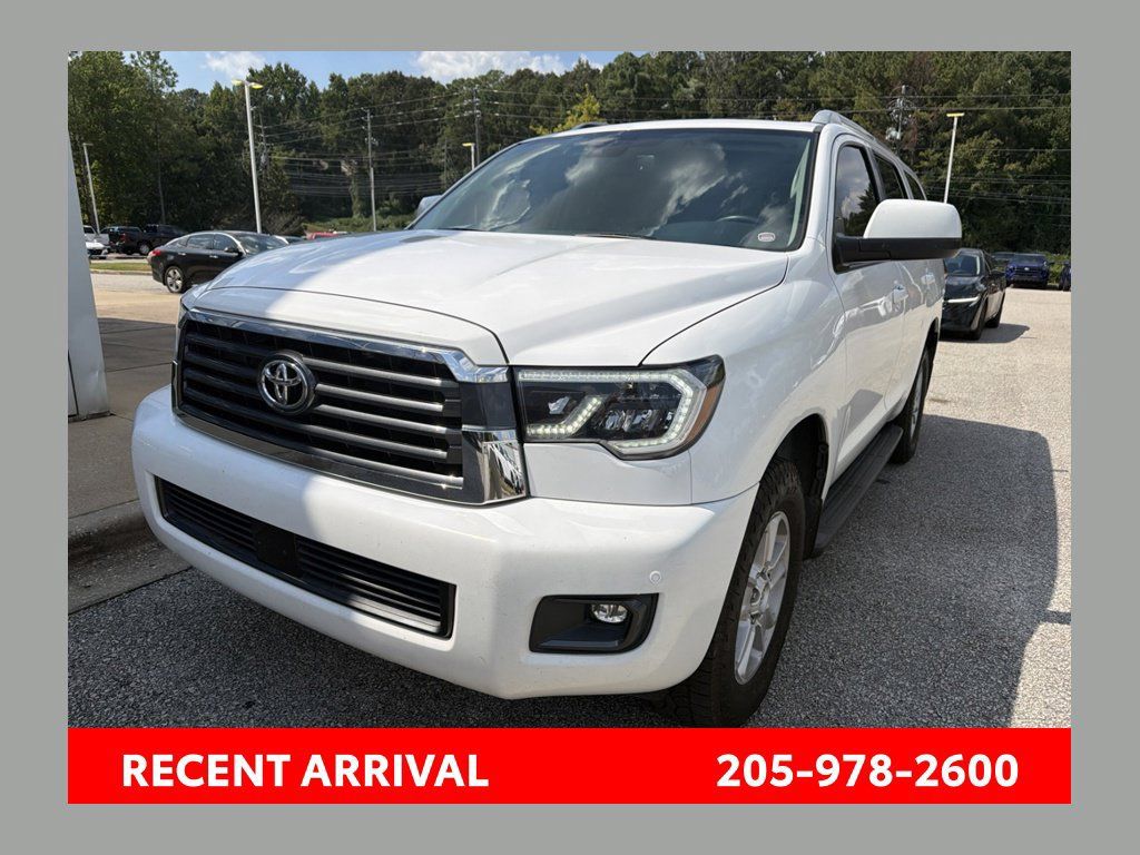 Used 2018 Toyota Sequoia SR5 w/ Premium Package RWD image 1