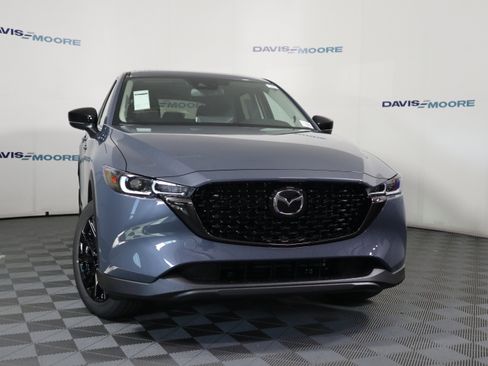 New 2025 MAZDA CX-5 Carbon Edition image 2