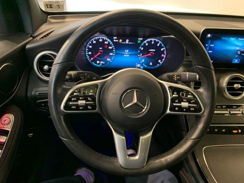 Used 2022 Mercedes-Benz GLC 300 4MATIC w/ AMG Line image 19