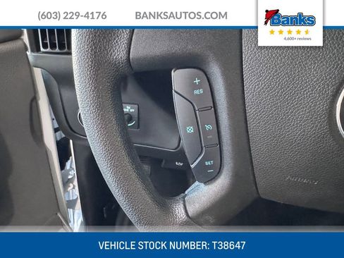Used 2024 Chevrolet Express 2500 w/ Driver Convenience Package RWD image 13