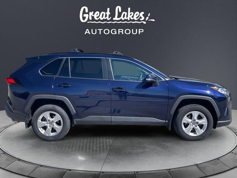Used 2021 Toyota RAV4 XLE w/ XLE Grade Weather Package AWD/4WD image 6