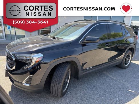 Used 2018 GMC Terrain SLE AWD/4WD image 1