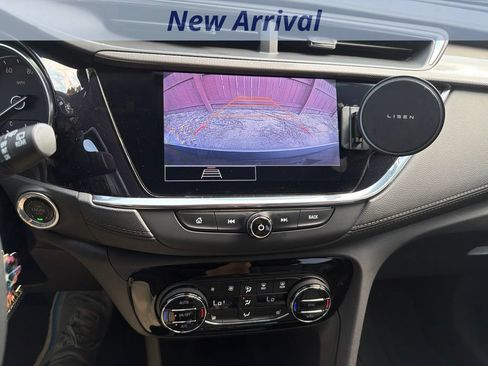 Used 2023 Buick Encore GX Select AWD/4WD image 10
