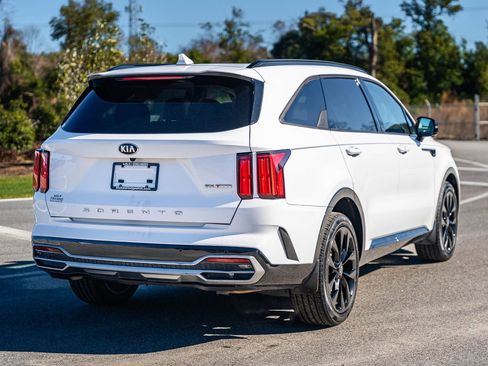 Used 2021 Kia Sorento SX image 7