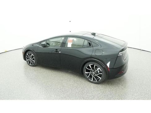 New 2026 Toyota Prius XSE image 4