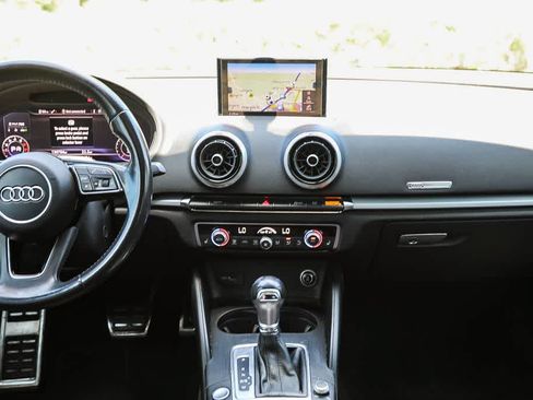Used 2018 Audi A3 2.0T Premium FWD image 12