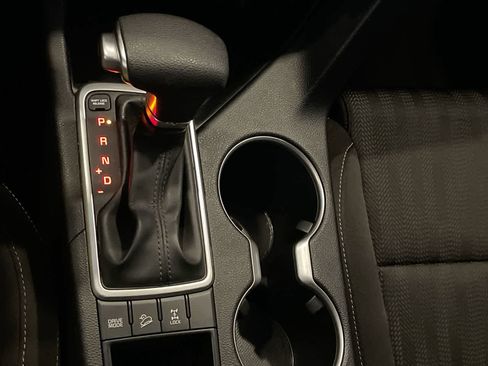 Used 2017 Kia Sportage LX image 19