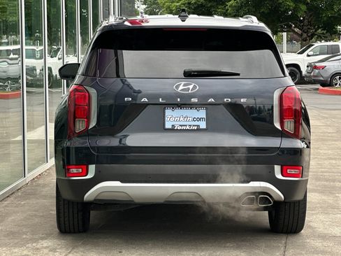 Used 2021 Hyundai Palisade SEL w/ Premium Package FWD image 4
