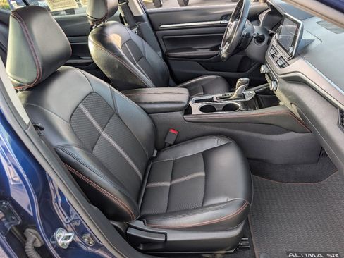 Used 2024 Nissan Altima 2.5 SR image 8