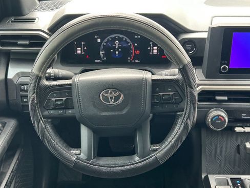 Used 2024 Toyota Tacoma SR5 AWD/4WD image 37