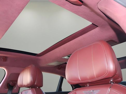 New 2026 Bentley Flying Spur Plug-In Hybrid AWD/4WD image 29