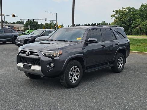 Used 2020 Toyota 4Runner TRD Off-Road Premium w/ Moonroof Package AWD/4WD image 16