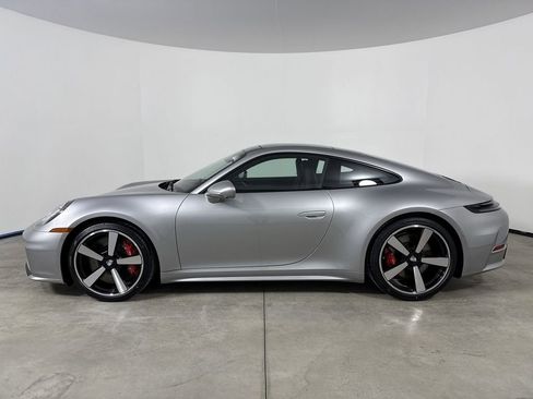 New 2026 Porsche 911 Carrera 4S image 2