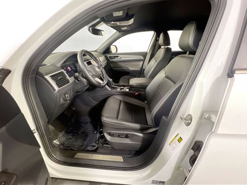 Used 2023 Volkswagen Atlas Cross Sport SE image 20