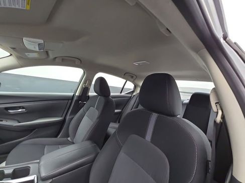 Used 2024 Nissan Sentra SV image 42