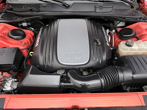 Used 2017 Dodge Challenger R/T w/ Blacktop Package image 39