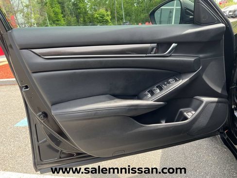 Used 2022 Honda Accord Sport image 17