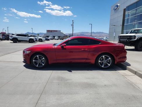 Used 2017 Ford Mustang Coupe RWD image 8