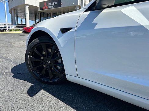 Used 2021 Tesla Model 3 Long Range AWD/4WD image 7