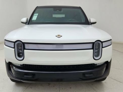 Used 2024 Rivian R1S Adventure image 2