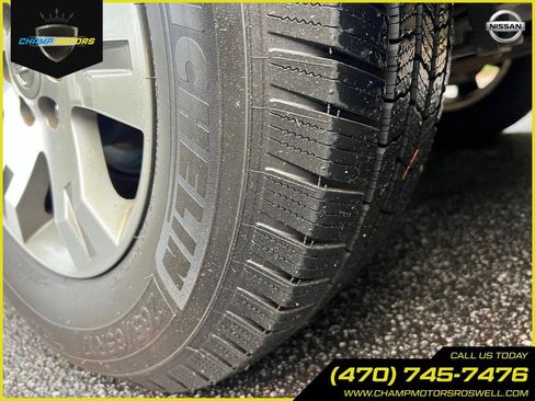 Used 2008 Nissan Xterra SE w/ Tow Pkg image 13