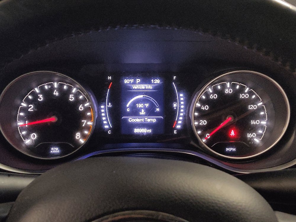 Used 2020 Jeep Compass Latitude FWD image 23
