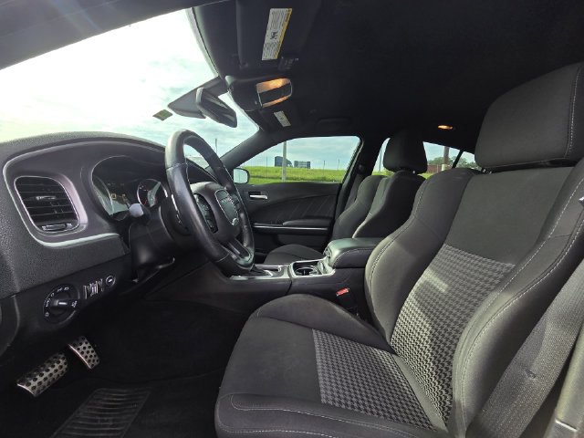 Used 2019 Dodge Charger R/T RWD image 12
