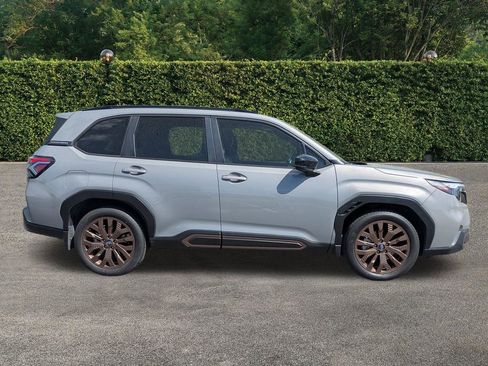 Used 2025 Subaru Forester Sport w/ Popular Package #2 image 3